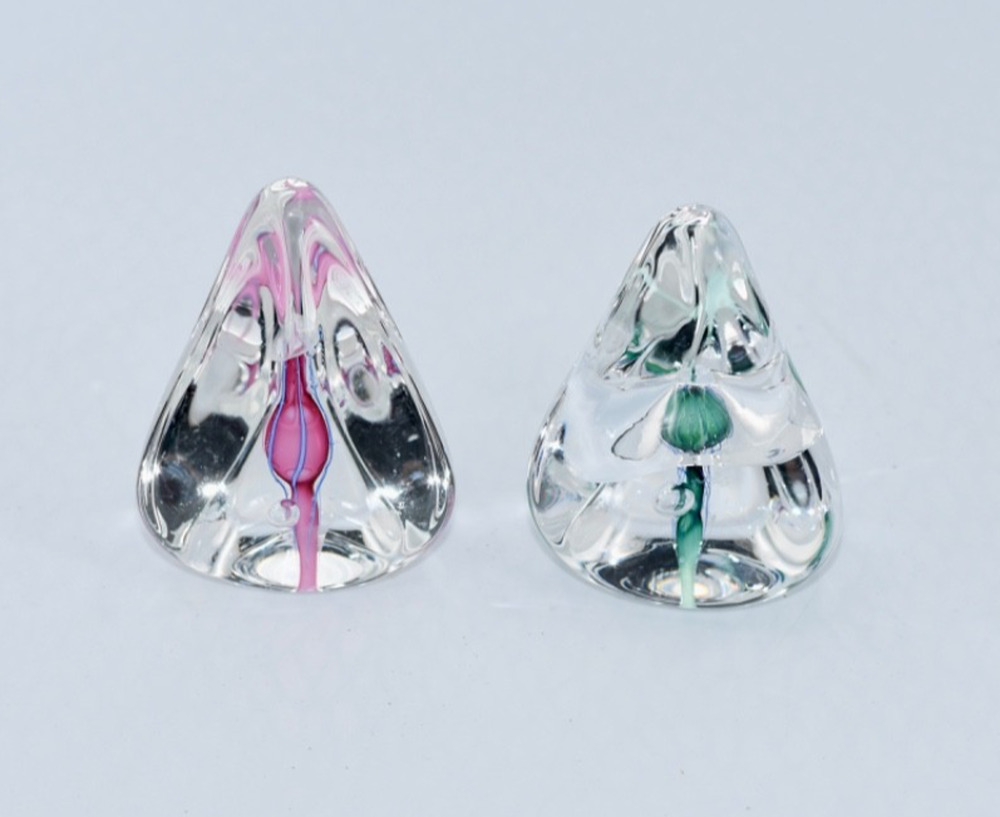 Schmidt & Rhea Pyramid Shaped Studio Art Glass Paperweight Set Signed & Dated